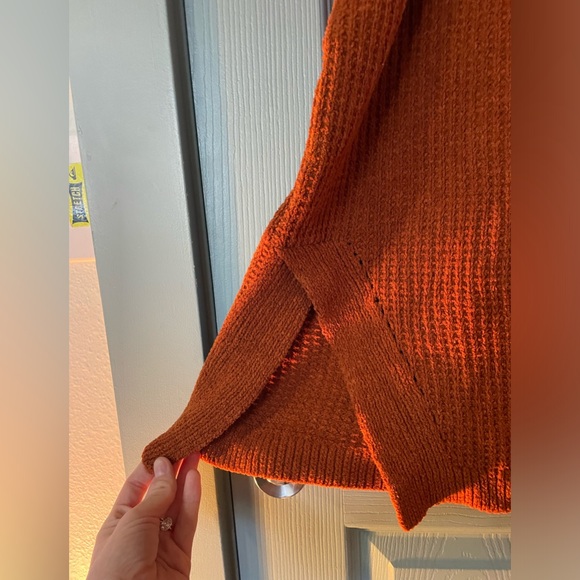 A new day sweater - Picture 2 of 3